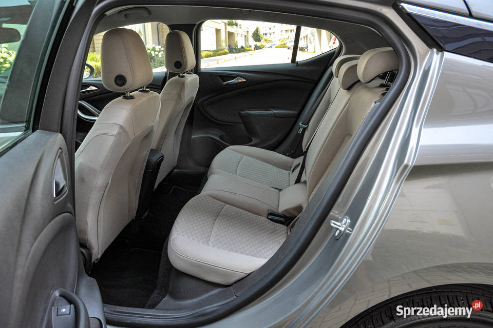Opel Astra J 14T Bezwypadkowy 2015 r 99 dolnośląskie