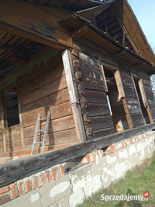 Sprzedam dom drewniany do rozbiórki