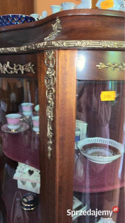 Serwantka Witrynka na porcelanę Figurki Cacuszka Porcelana i szkło Gdańsk