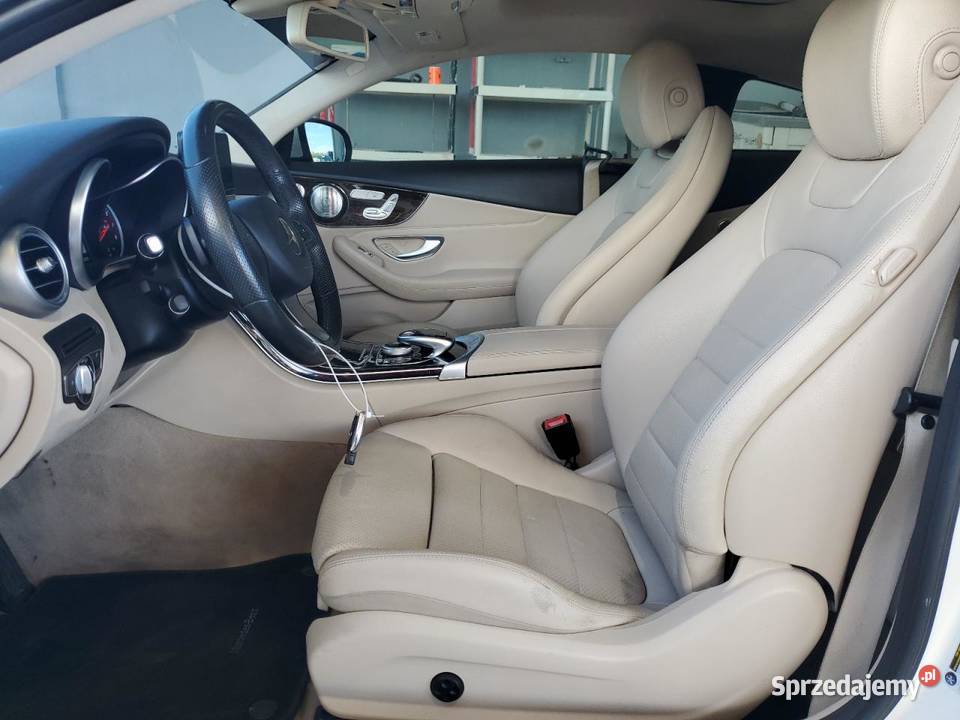 2016 MERCEDESBENZ C 300 4MATIC Częstochowa