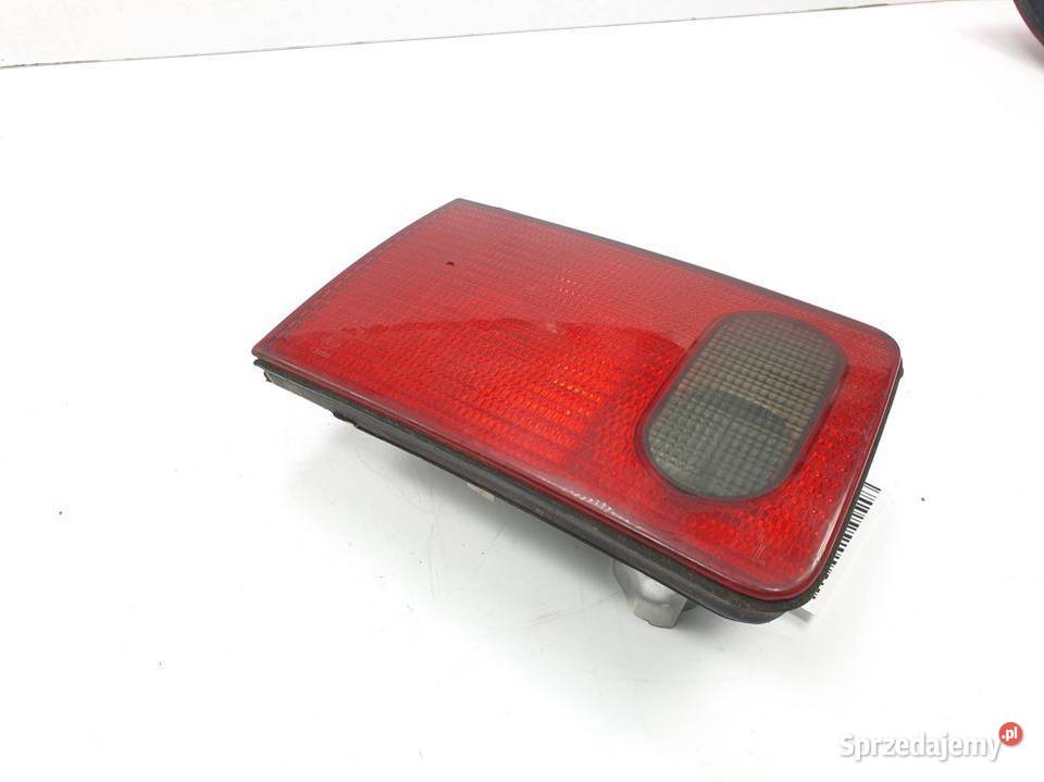 LAMPA W KLAPE LEWA AUDI A8 D2 4D0945093 Lipno