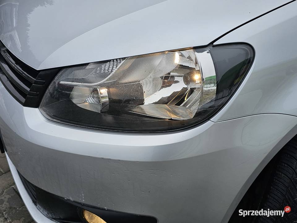 Vw caddy 2011 Benzyna bez rdzy Sandomierz sprzedam