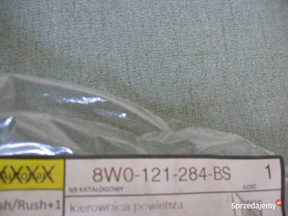 8W0121284BS AUDI A4 B9 8W Kierownica powietrza Pozostałe Warszawa