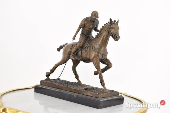 Gracz Polo Jeździec Na Koniu Dżokej Koń Figura małopolskie
