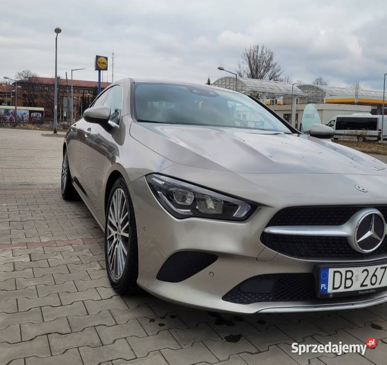 Mercedes Benz CLA 200 Wzorwy
Stan Bezwypadkowy elektryczne lusterka dolnośląskie Wałbrzych sprzedam