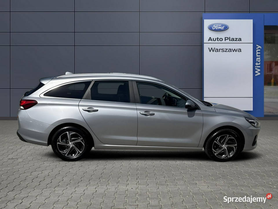 Hyundai i30 Hyundai I30 16 CRDI 116 Comfort III światła do jazdy dziennej Warszawa