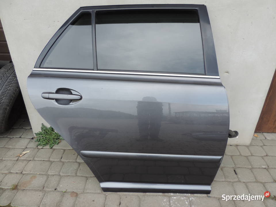 TOYOTA AVENSIS T25 FL KOMBI DRZWI LEWY TYŁ 1G3 osobowe Karoseria Nowy Sącz sprzedam