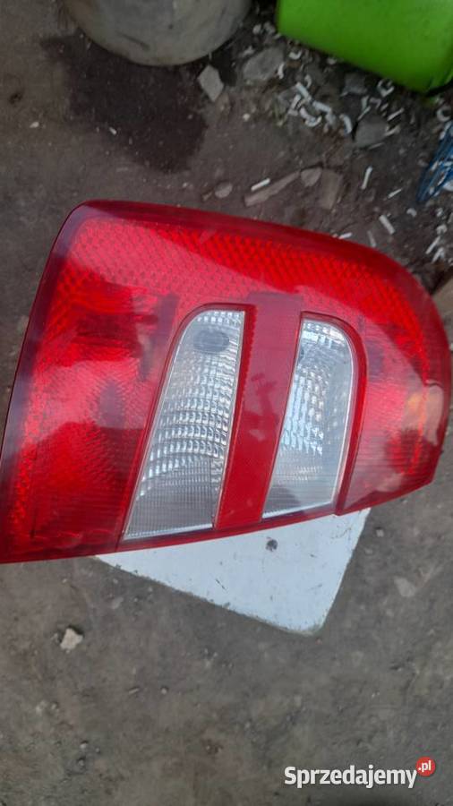 Lampy tył skoda fabia hatchback Ząbkowice Śląskie