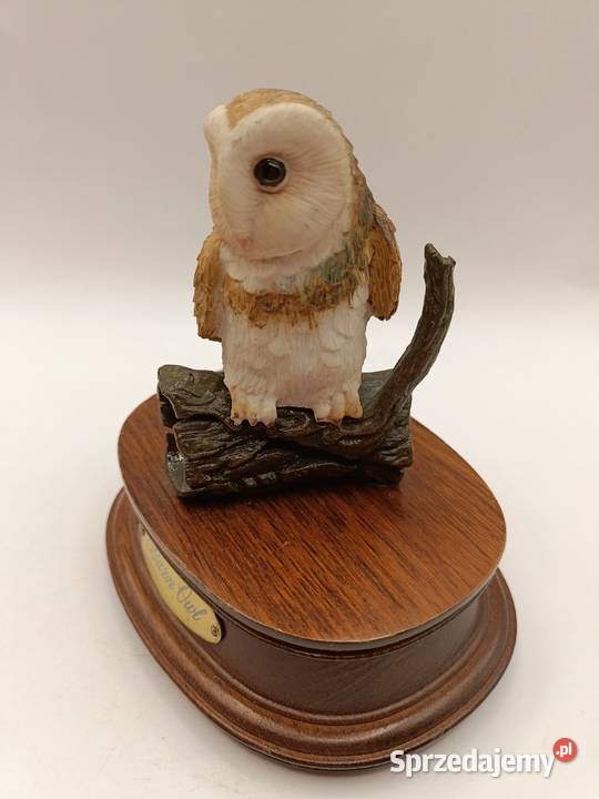 Figurka sowa na drewnianej podstawce ozdoba lubelskie