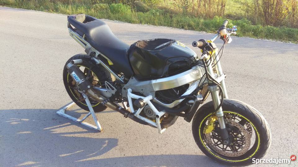 Honda CBR F4 stunt street F4i 636 kawasaki 27000km Honda Busko-Zdrój
