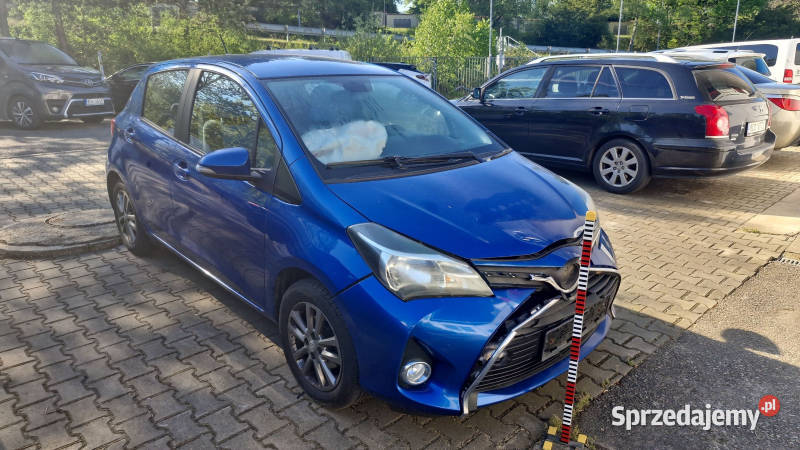 toyota yaris 122014 13 benzyna 99 139000 uszkodzony Bochnia