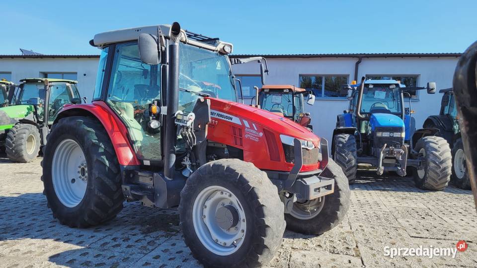 Massey Ferguson 5611 traktor Zaklików