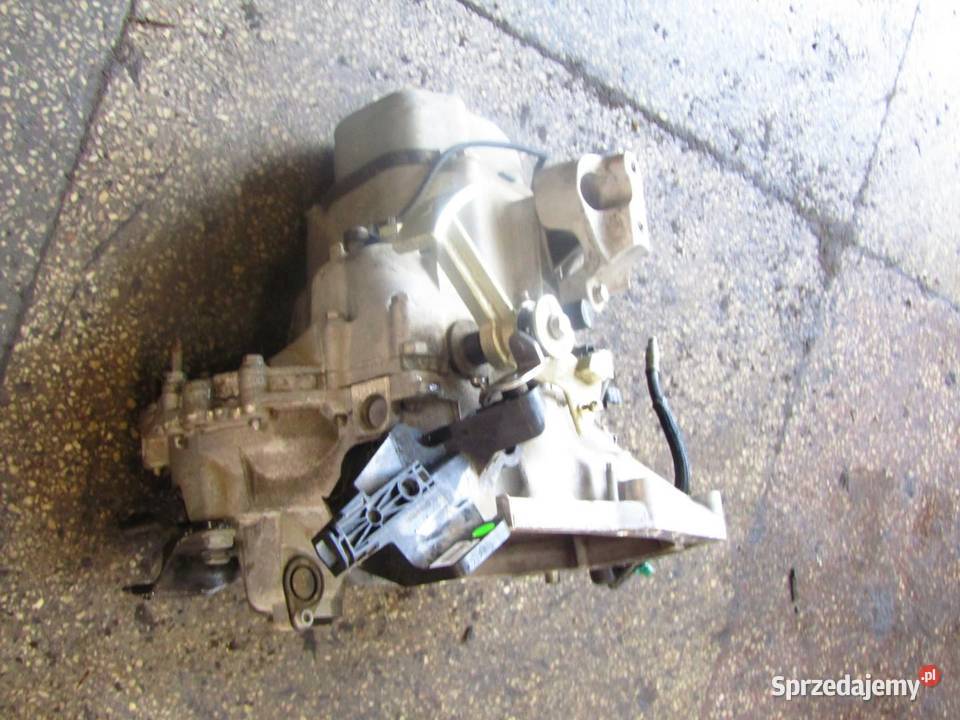 SKRZYNIA BIEGÓW MANUALNA 12 VTI OPEL CORSA F
