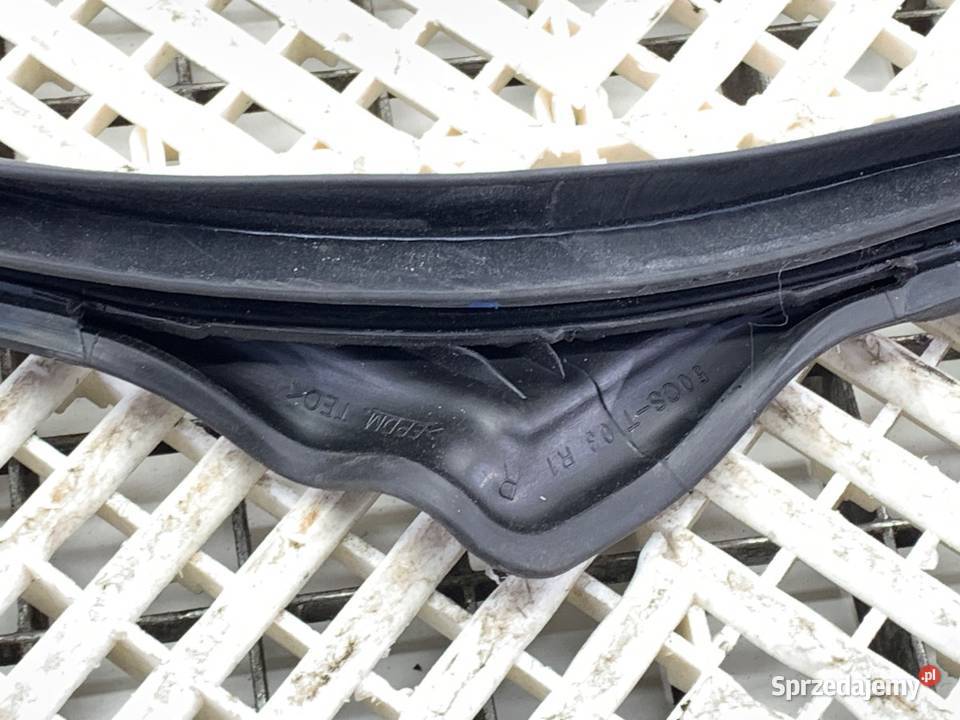 USZCZELKA DRZWI TYŁ PRAWA MAZDA CX9 SUV 50CST03