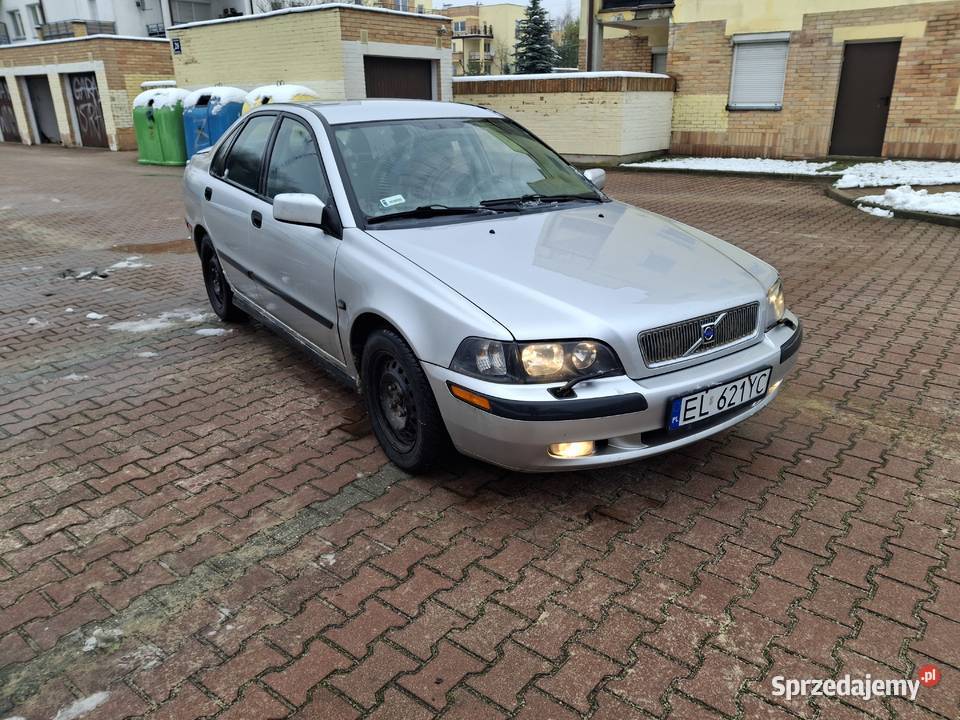 Volvo s40 sedan 18 benzyna 2001 Łódź