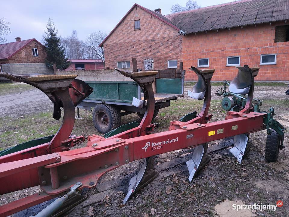 Pług Kverneland 4 skibowy obrotowy ED 100 Maszyny uprawowe wielkopolskie Brzeziny