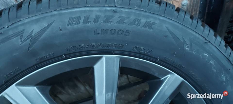 4 koła kompletne 19560R16 zimowe nowe oryginał Dolice
