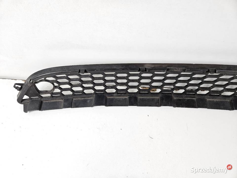 VOLVO V60 S60 II 1013 KRATKA ŚRODKOWA ZDERZAKA Międzychód