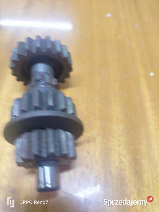 Wałek pośredni Komar 50 t1 trzy biegi łódzkie Łubno