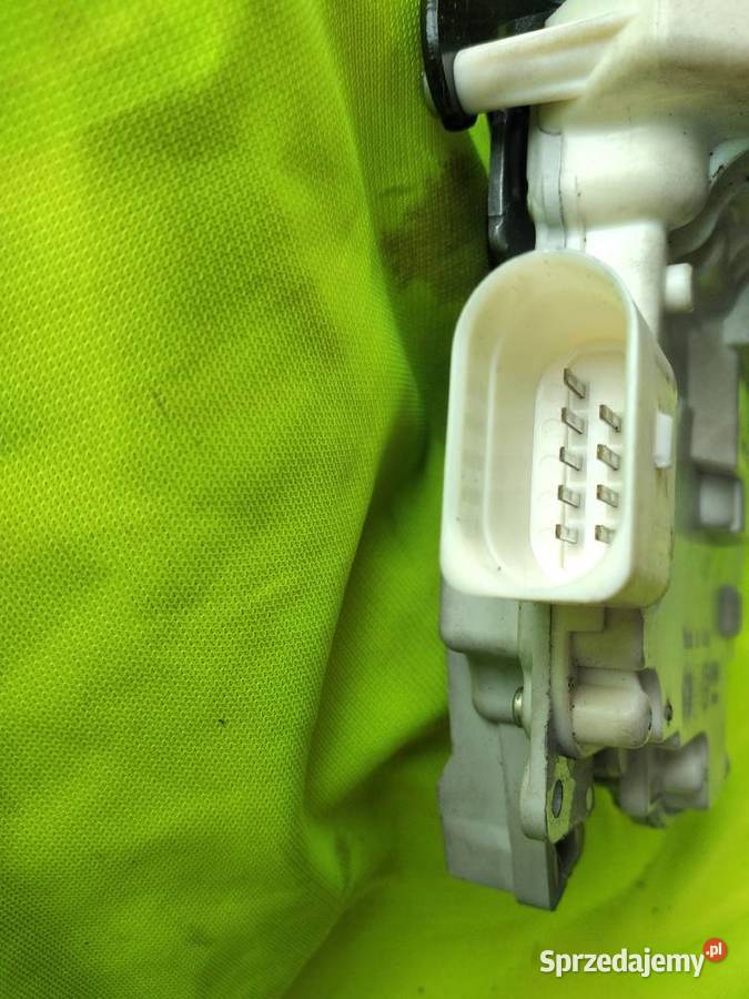 AUDI A6C7 4G LIFT AVANT ZAMEK DRZWI PRAWY TYL osobowe Mietków