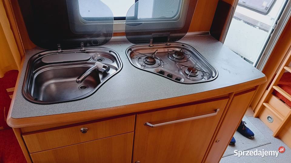 Przyczepa kempingowa campingowa 2007 łóżka Kempingowe Międzybrodzie Bialskie