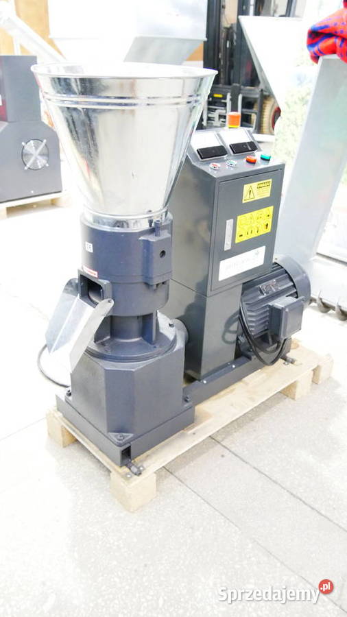 Peleciarka Produkcja Pelletu ze Słomy Siana 75 Zrębice