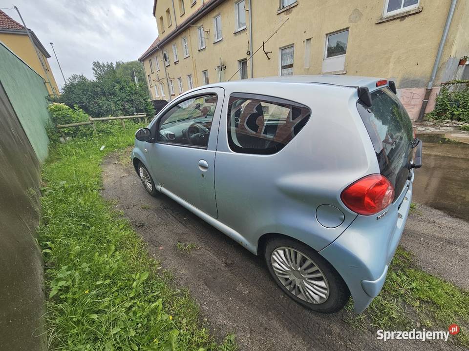 Toyta Aygo 2007 r 10 benzyna idealna na pierwsze Koszalin