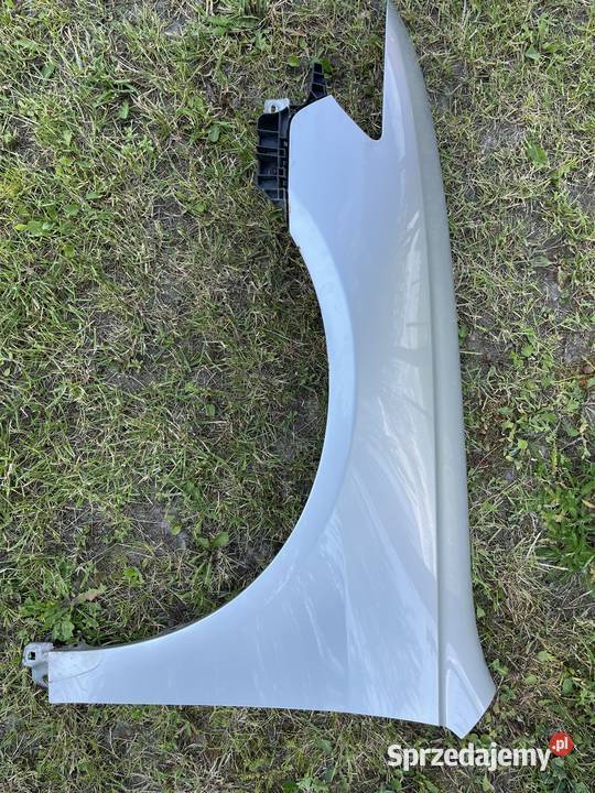 Błotnik lewy przód Honda accord VII części blacharskie