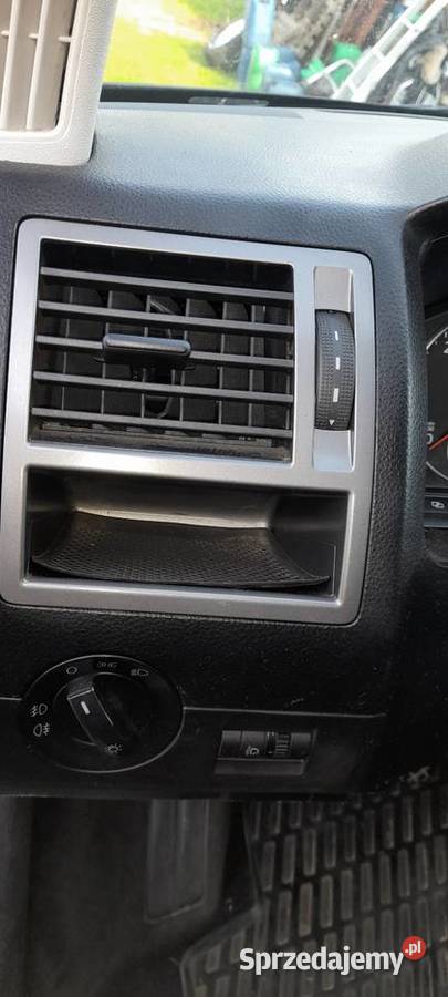 Vw t5 uchwyt na kubki dostawcze Świebodzin