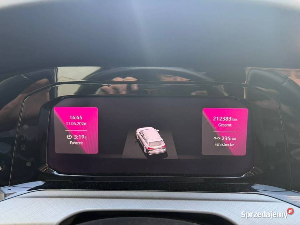 VW Golf 20 DSG DSG Kombi Rok produkcji 2023 Golf mazowieckie