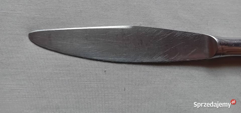 Nóż stołowy ze stali nierdzewnej Hefra z napisem Koźminek