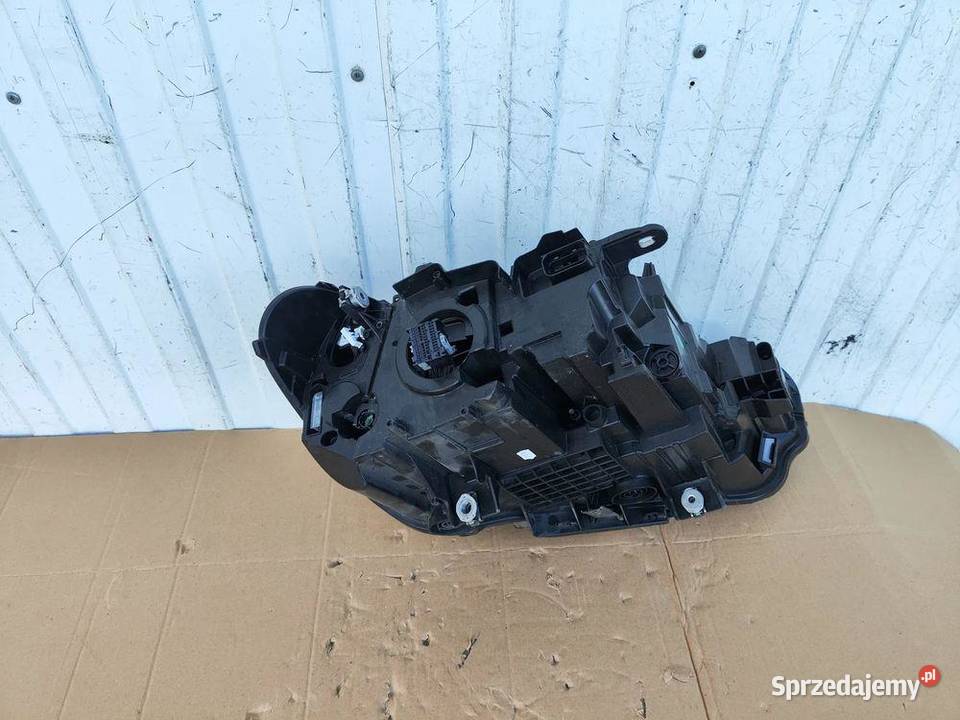 BMW X1 F48 LIFT FULL LED LAMPA LEWA PRZÓD osobowe zachodniopomorskie