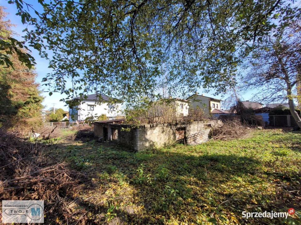 Działka Jędrzejów 718m2