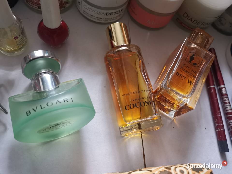 Oddam kosmetyki 20 na czekoladę Clinique Skrzydlewo