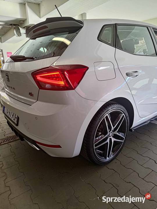 Seat Ibiza V 15 FR Maxton Opony Alcantara i Tarnów