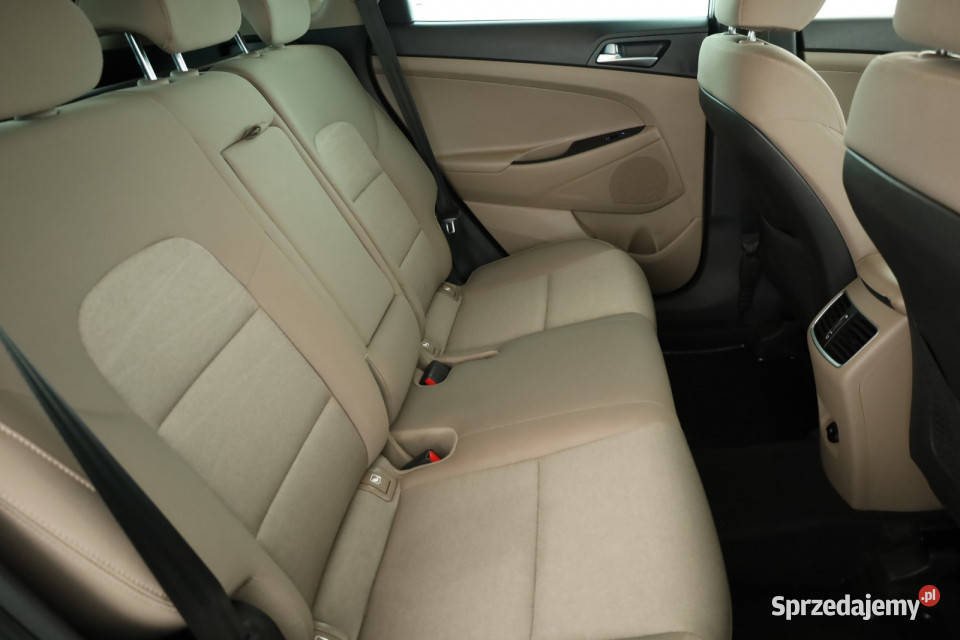 Hyundai Tucson 16 GDI przyciemniane szyby mazowieckie Piaseczno