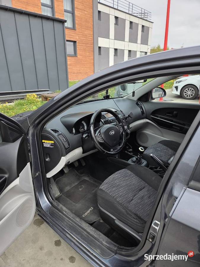 Kia Ceed 16 126 BenzynaLPG 2009 236000km Motoryzacja Oleśnica