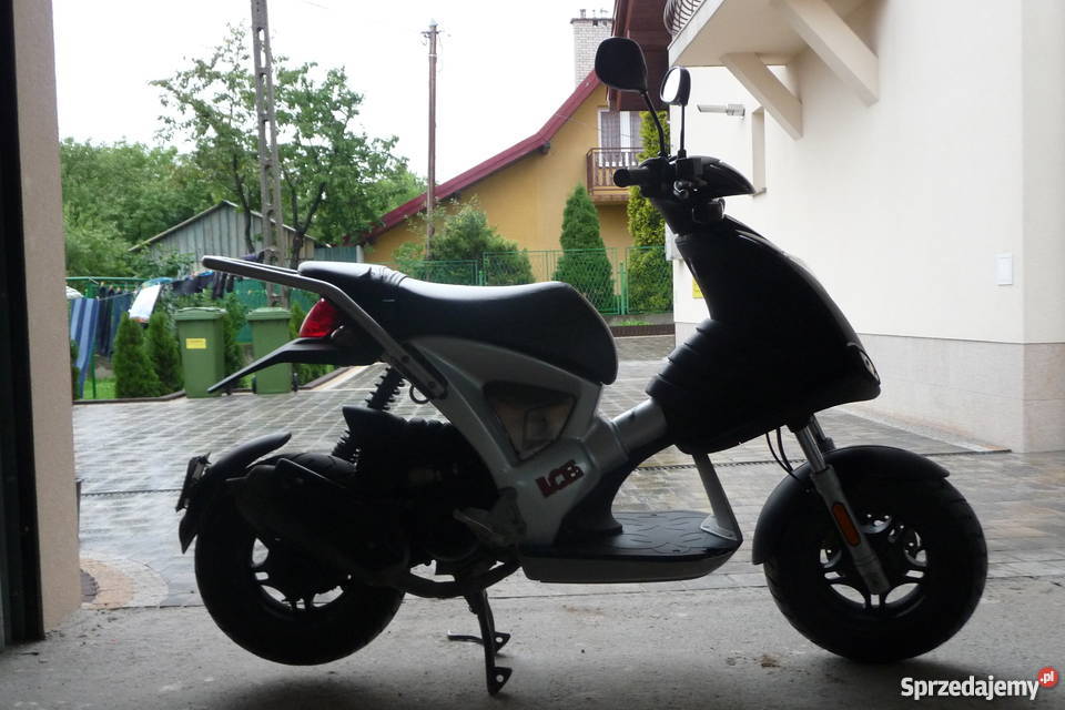 Skuter Piaggio C30 ICE nieuszkodzony Szyk