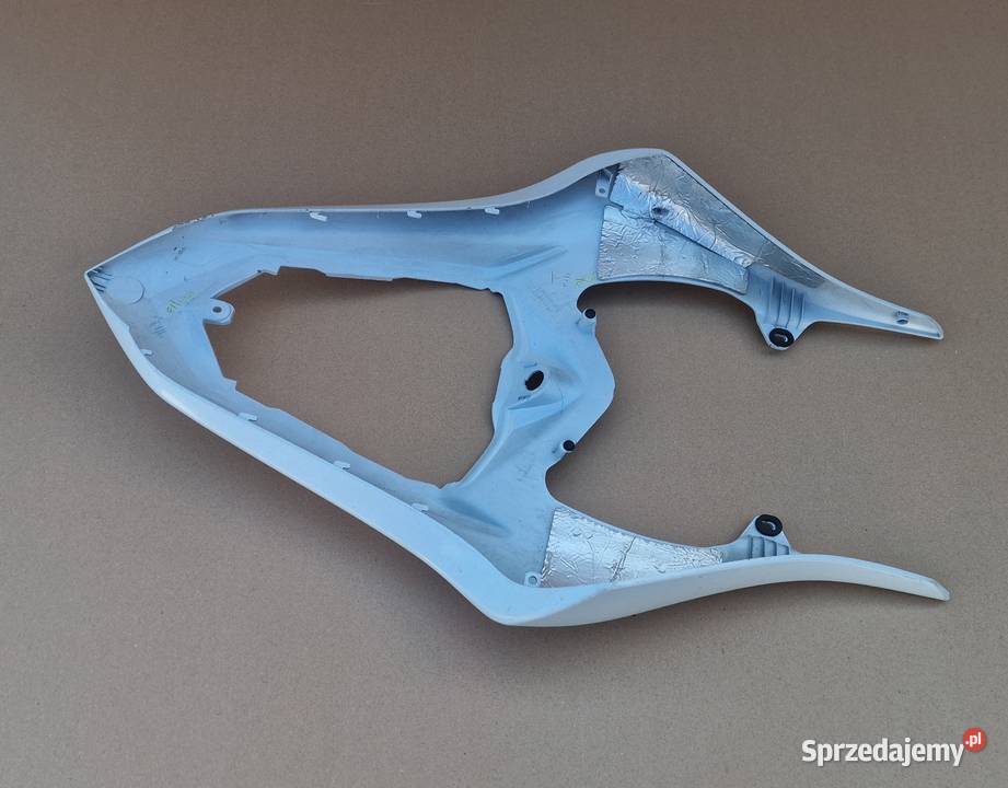 YAMAHA R1 YZF RN19 ZADUPEK OGON OWIEWKA TYŁ Motoryzacja Bieleń