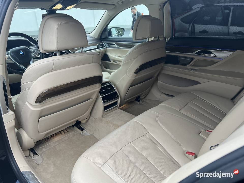 BMW Seria 7 740Li