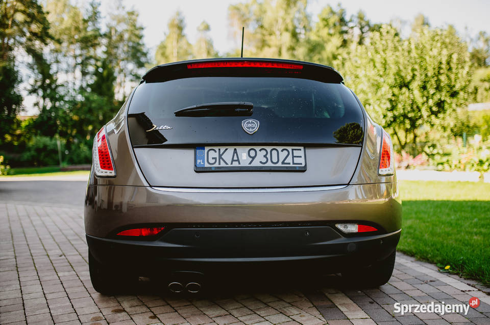 Lancia Delta 19 Twin Turbo 190hp 2009 Poltrona wielofunkcyjna kierownica