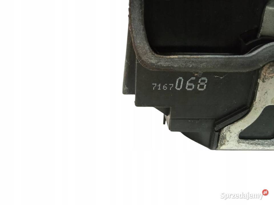 ZAMEK DRZWI PRAWY PRZÓD 7167068 Bmw Seria 5 V osobowe