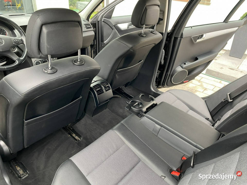 Mercedes C 200 zadbana 100 oryginalny przebieg ogranicznik prędkości Poznań