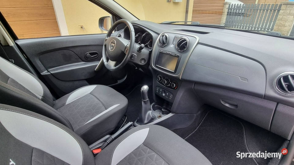Dacia Sandero Stepway Turbo Navi Super Stan garażowany