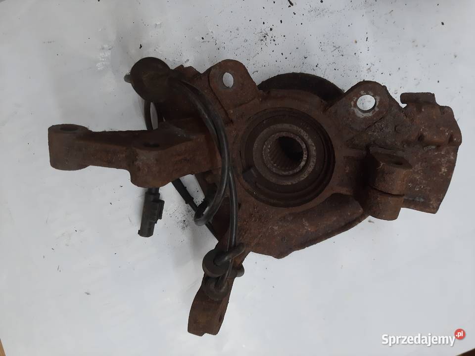 Fiat Idea 14 16V piasta zwrotnica lewa Ksawerów