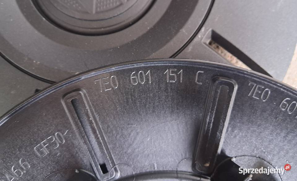 VOLKSWAGEN T5 T6 KOŁPAKI DEKIELKI 7E0601151C dolnośląskie sprzedam