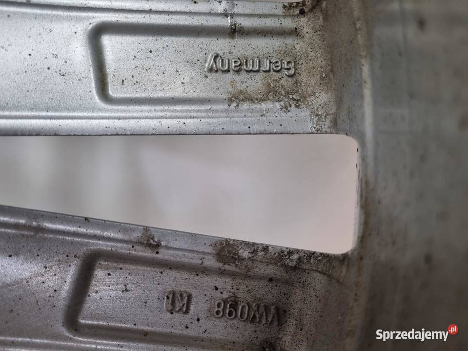 FELGA ALUMINIOWA Vw Amarok 2H0601025AD opona Samochodowe Chełm