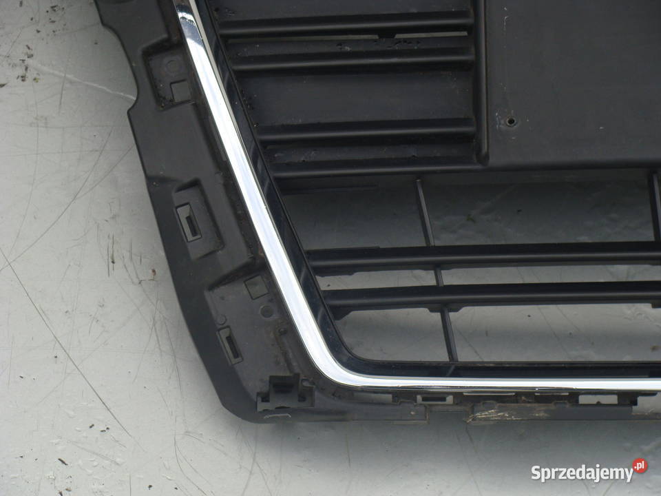 AUDI A3 3V GRILL ATRAPA CHŁODNICY 8V3853651AA Goleniów