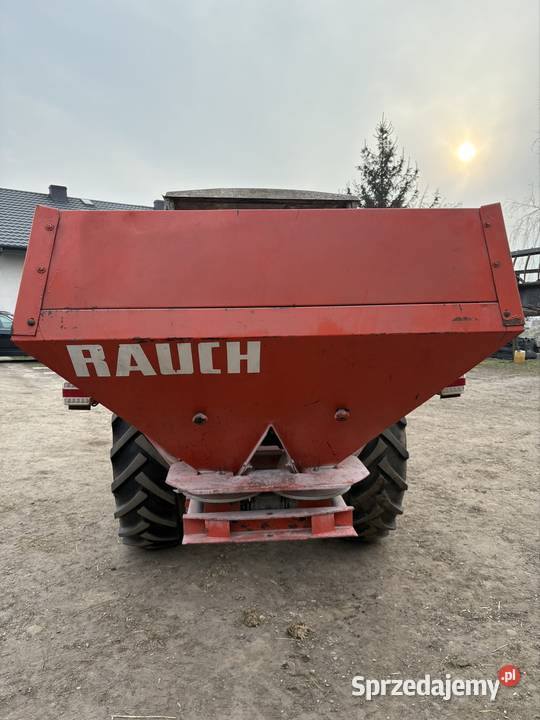 Rozsiewacza Rauch B910 Dębówka