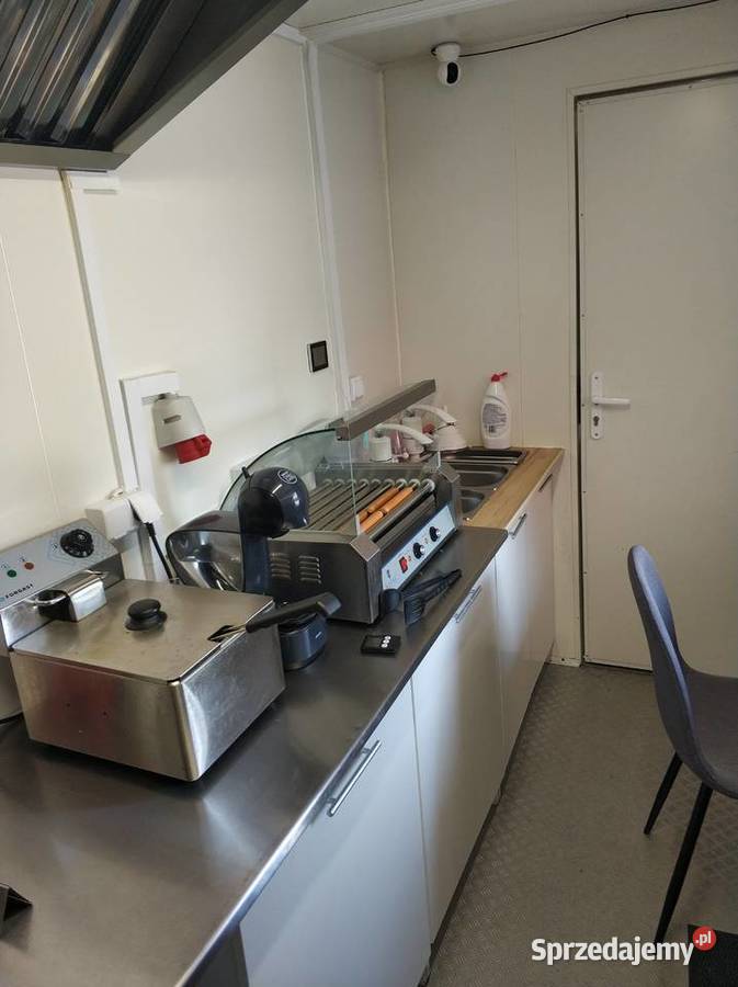 Wynajem przyczepa gastronomiczna wyposażona Gastronomiczne Częstochowa sprzedam